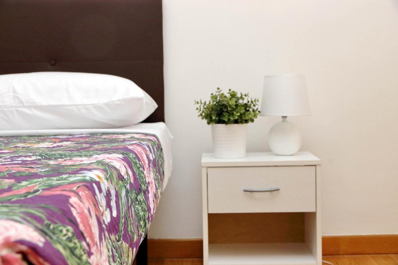 Sanctuary Home 32 Rome Bagian luar foto